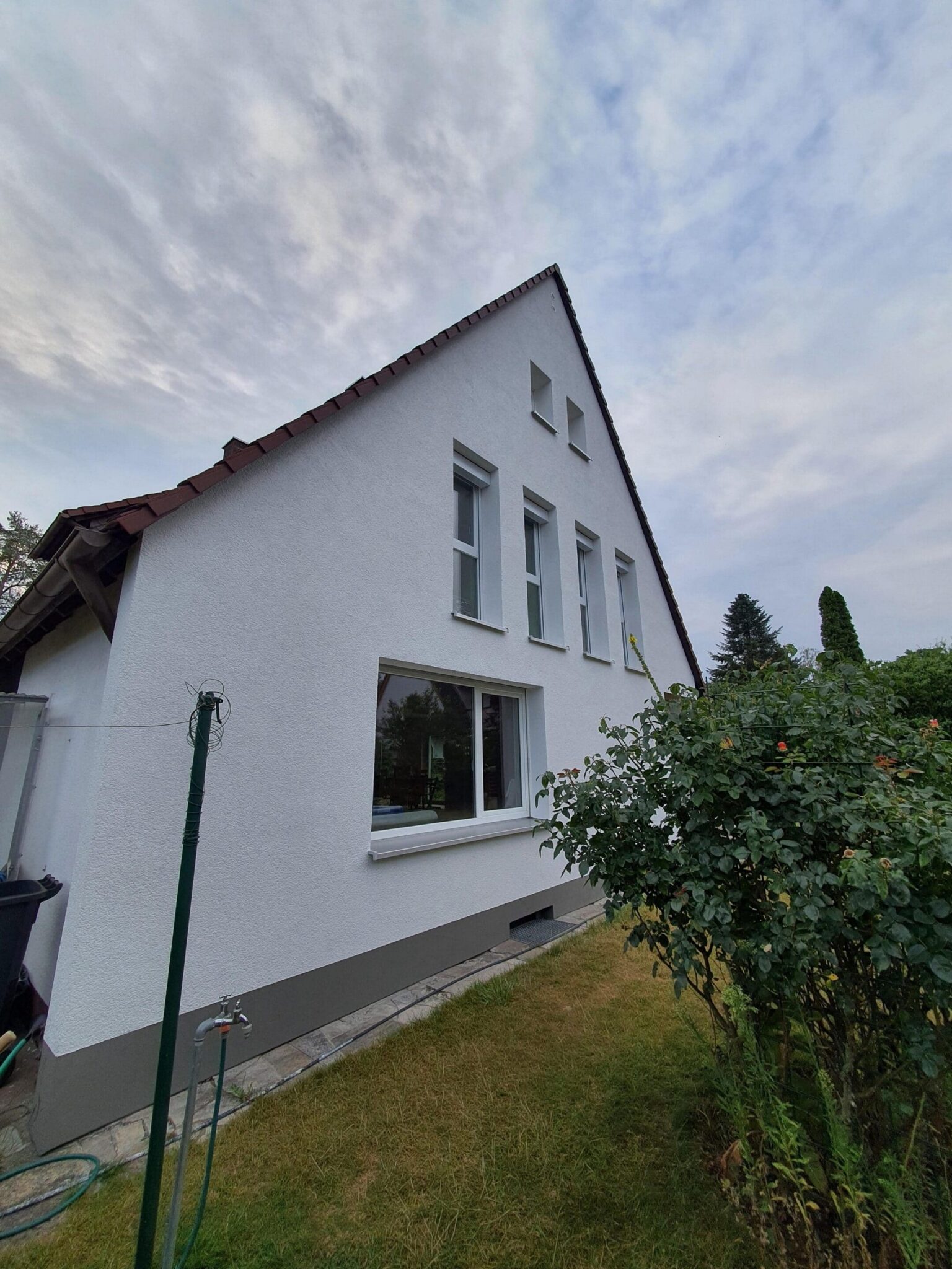 Einfamilienhaus in Erlangen Sebaldussiedlung nach Komplettsanierung und Fassadenarbeiten