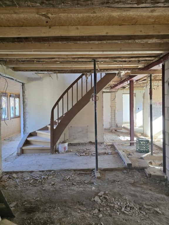 Komplett entkernter Altbau