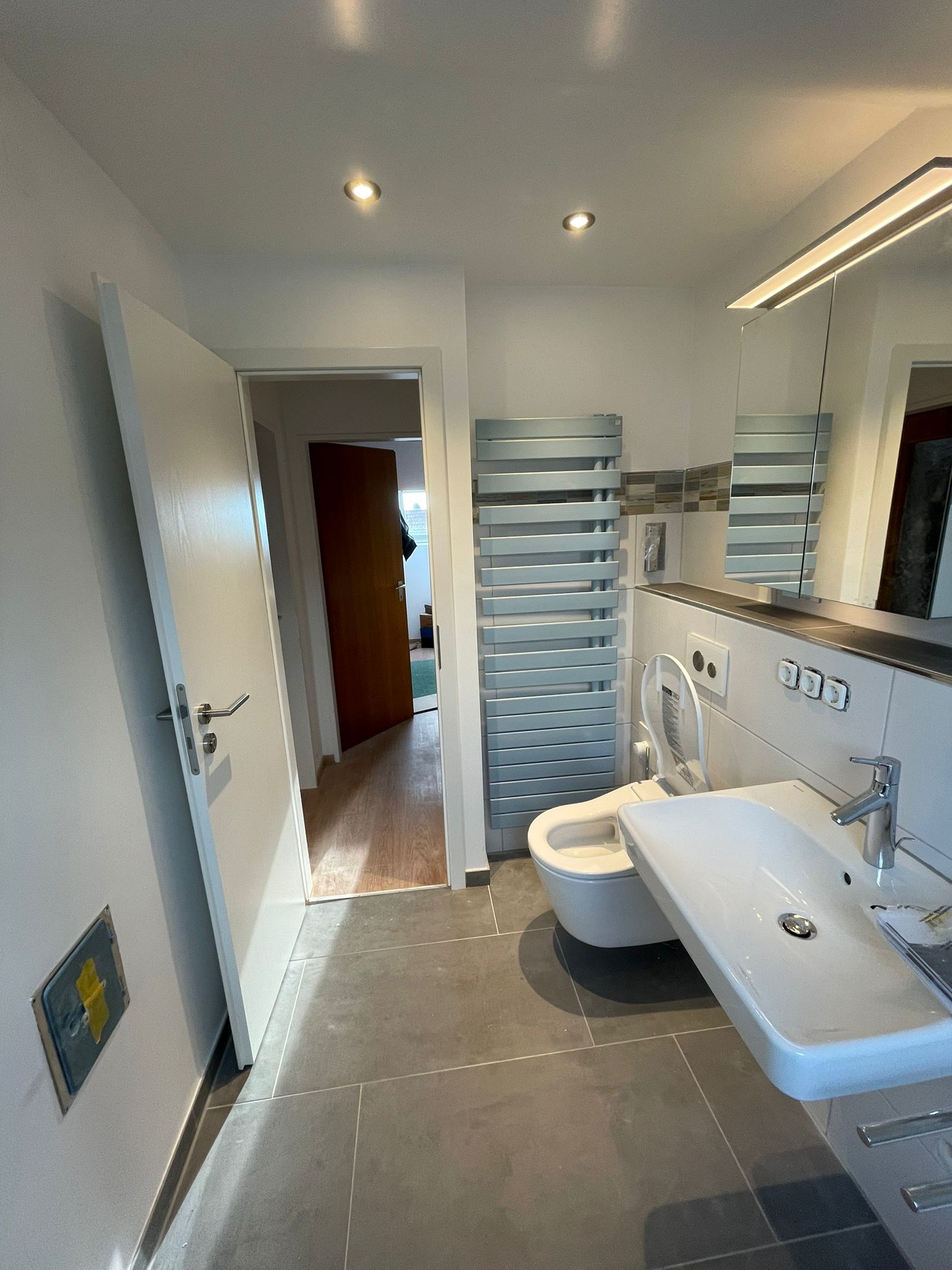 saniertes Badezimmer